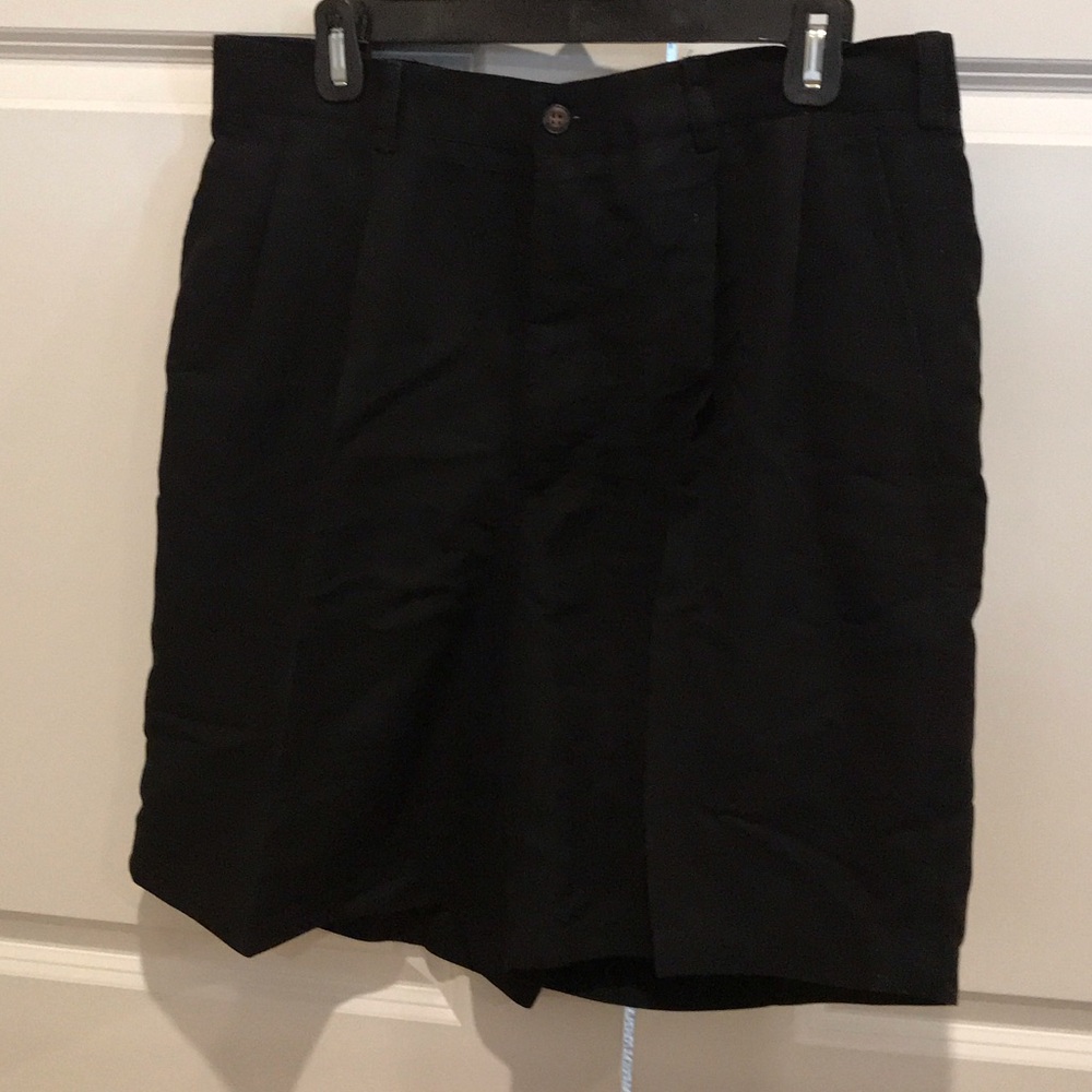 Stylish Black Flat Front Men's Shorts